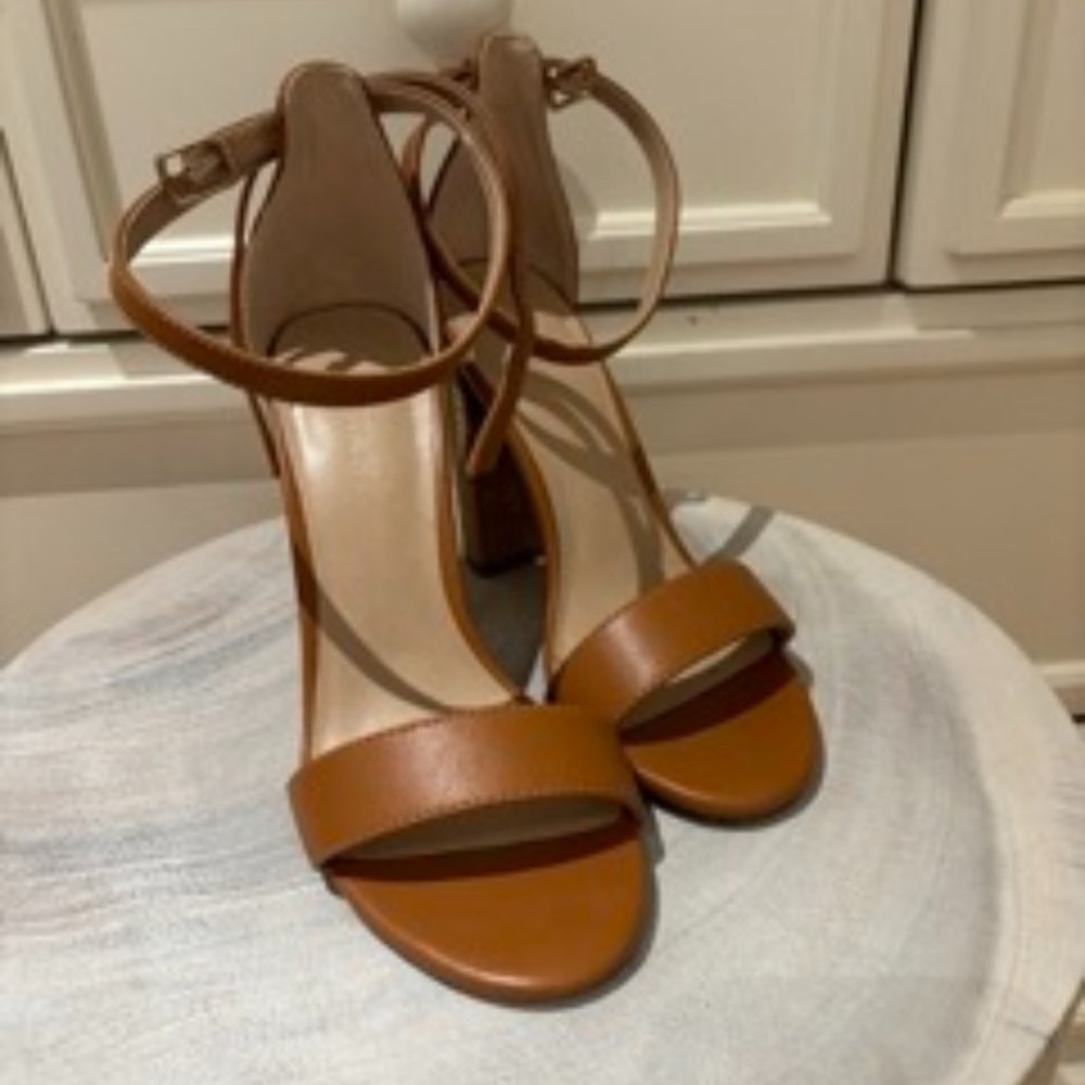 Size 6 Dynamite Wood heels